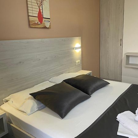 Molla Apartments Улцинь Экстерьер фото