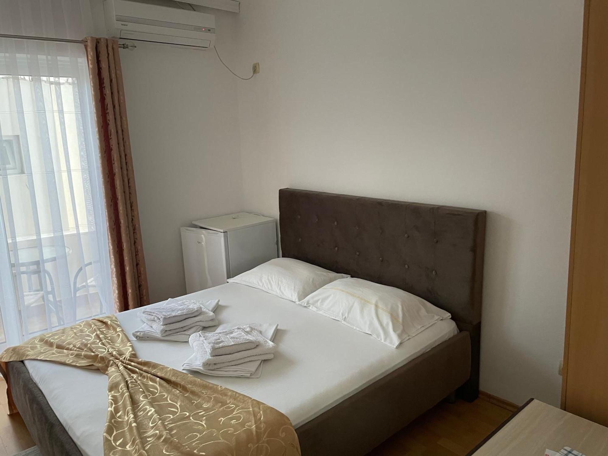 Molla Apartments Улцинь Экстерьер фото